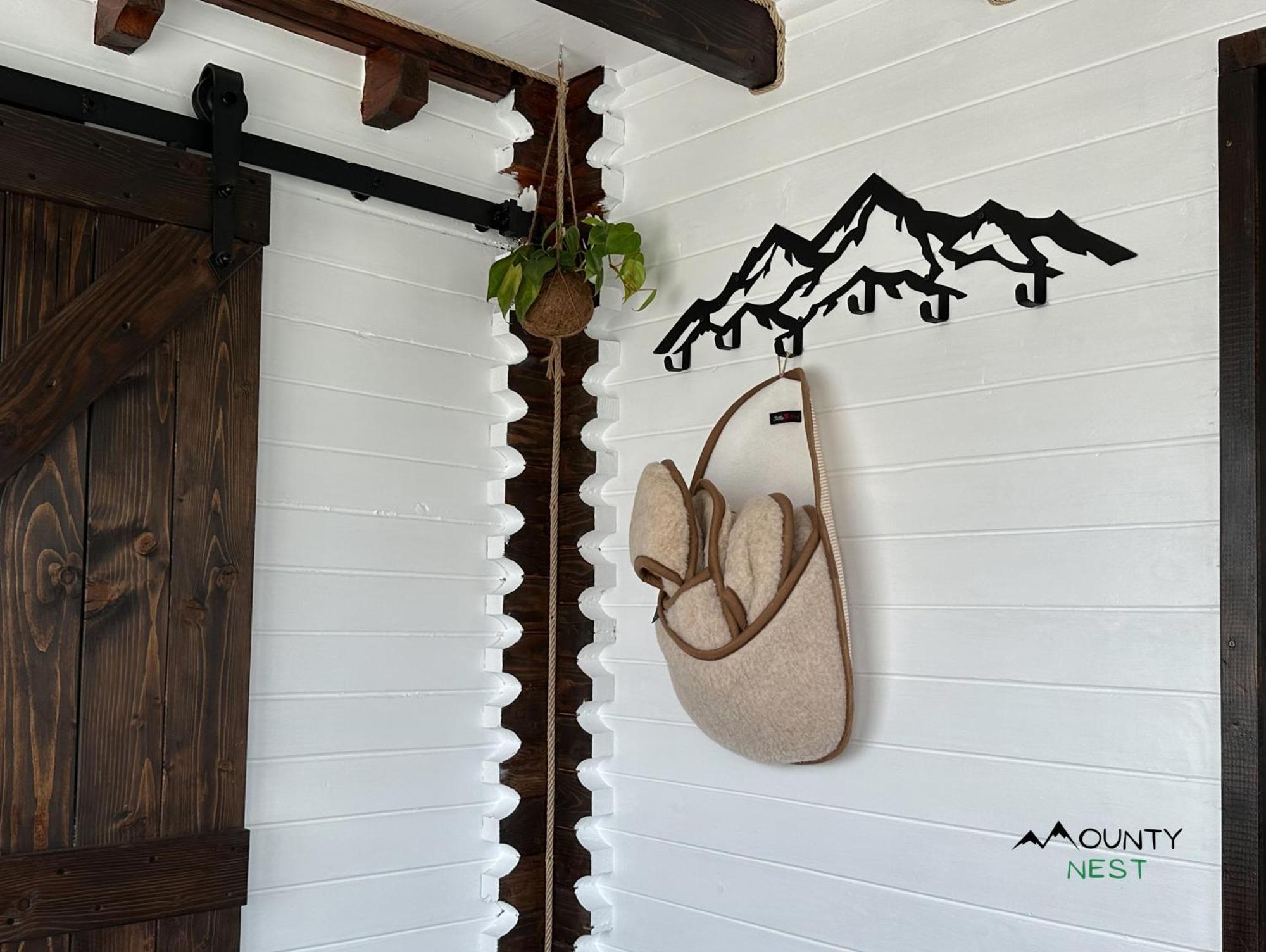 Mounty Nest Fundata Luaran gambar